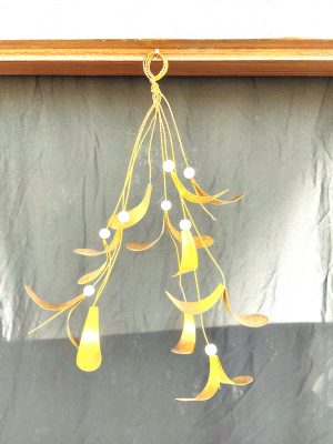 Hanging Mistletoe Bunch