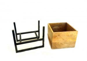 Planter w/Stand